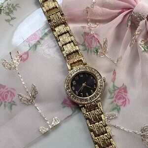Gold Tone Vintage Dainty Womens Watch
